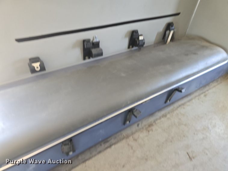 image for item DQ4442 1997 Ford E450 ambulance