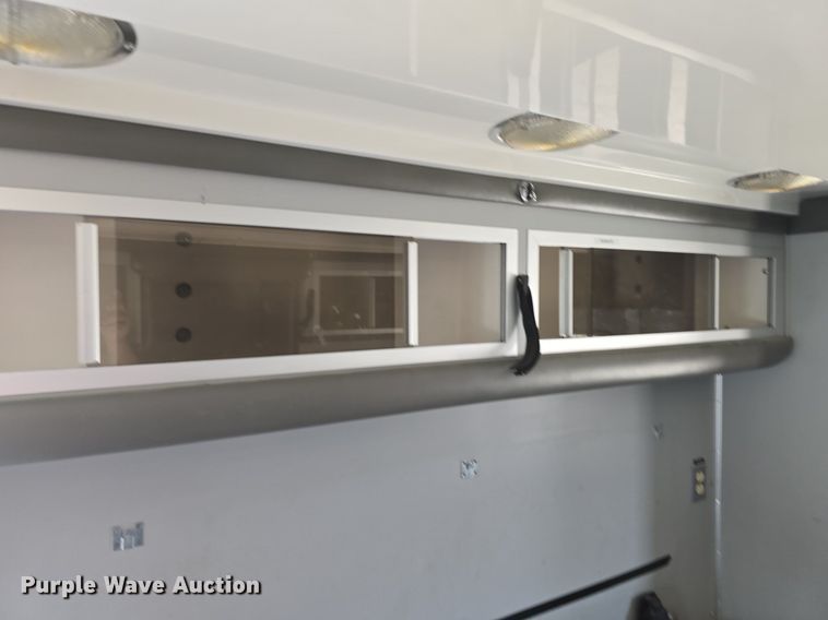 image for item DQ4442 1997 Ford E450 ambulance