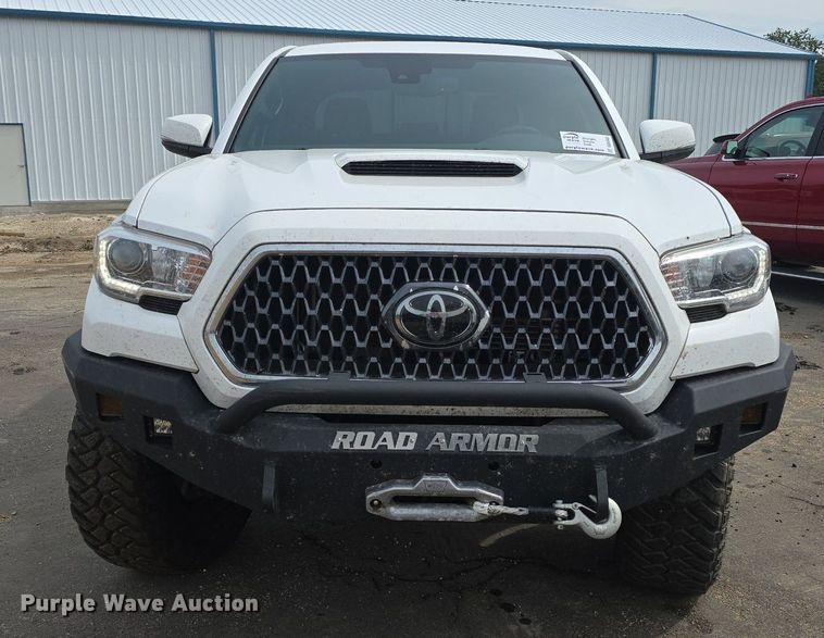 image for item DQ4443 2019 Toyota  Tacoma Double Cab pickup truck