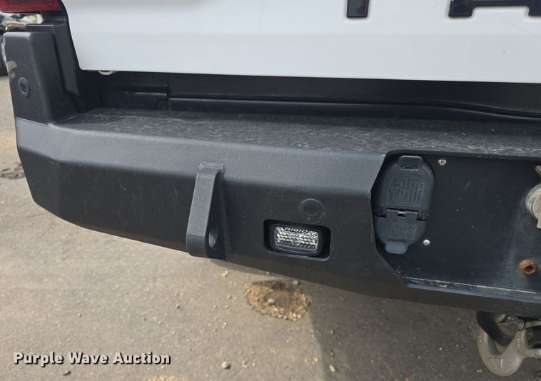 image for item DQ4443 2019 Toyota  Tacoma Double Cab pickup truck