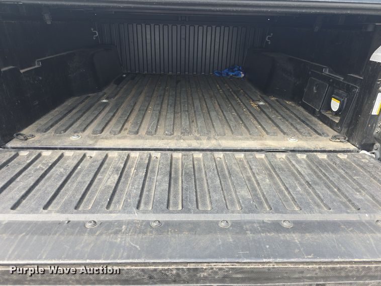 image for item DQ4443 2019 Toyota  Tacoma Double Cab pickup truck