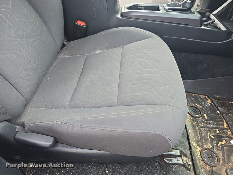 image for item DQ4443 2019 Toyota  Tacoma Double Cab pickup truck