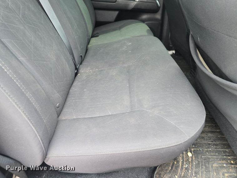 image for item DQ4443 2019 Toyota  Tacoma Double Cab pickup truck