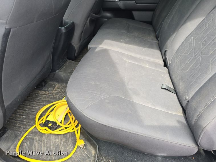 image for item DQ4443 2019 Toyota  Tacoma Double Cab pickup truck