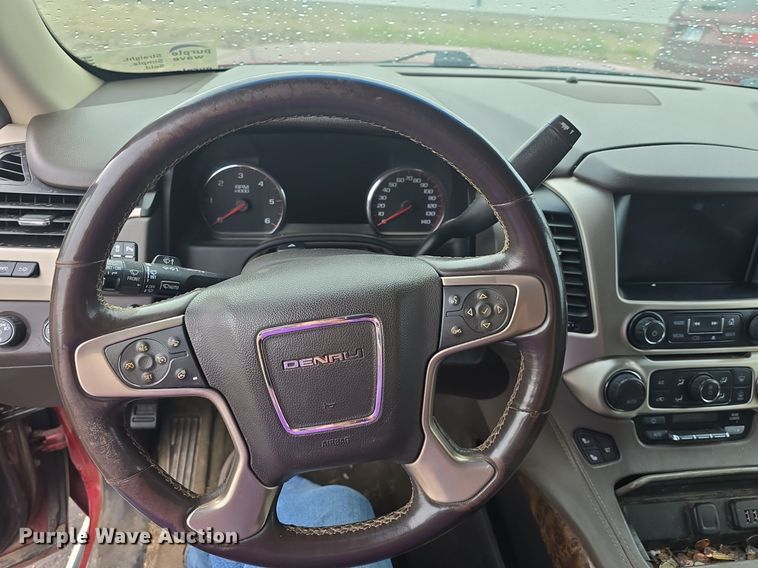 image for item DQ4444 2015 GMC Yukon Denali XL SUV