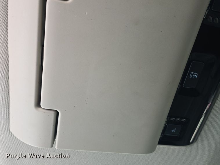 image for item DQ4444 2015 GMC Yukon Denali XL SUV