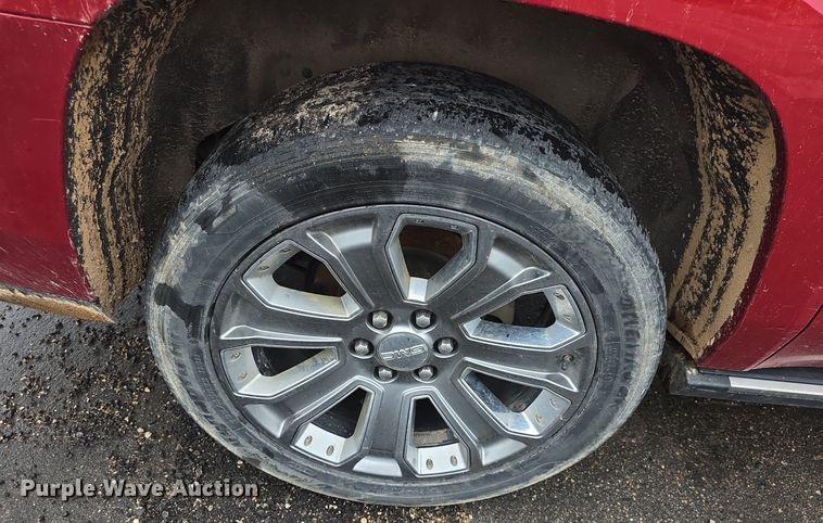 image for item DQ4444 2015 GMC Yukon Denali XL SUV