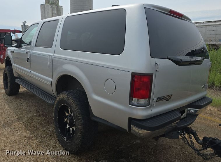 image for item DQ4446 2000 Ford  Excursion XLT SUV