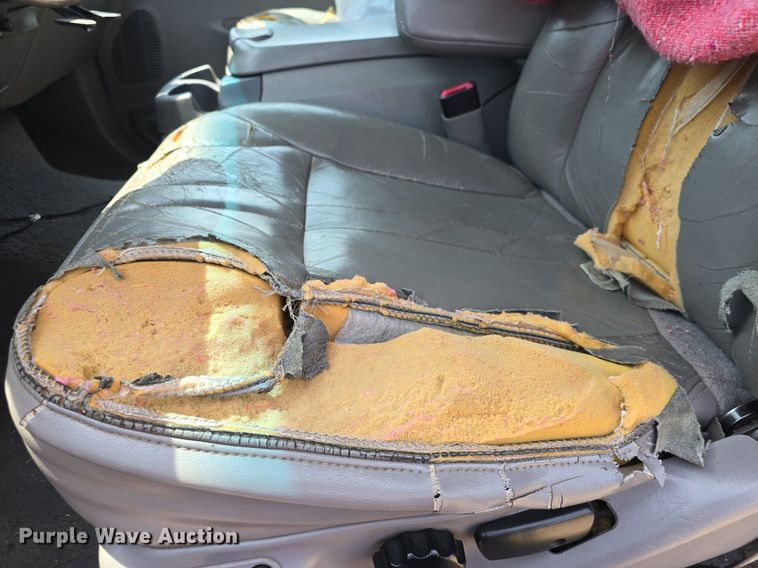 image for item DQ4446 2000 Ford  Excursion XLT SUV