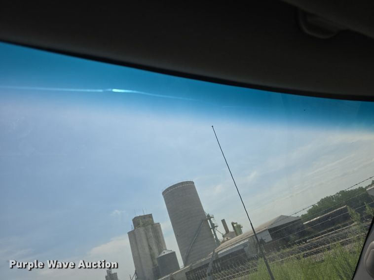 image for item DQ4446 2000 Ford  Excursion XLT SUV