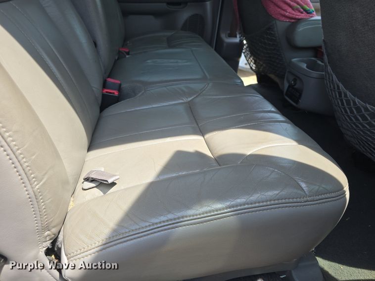 image for item DQ4446 2000 Ford  Excursion XLT SUV