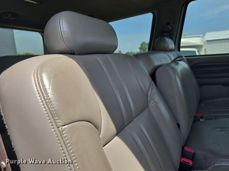 image for item DQ4446 2000 Ford  Excursion XLT SUV