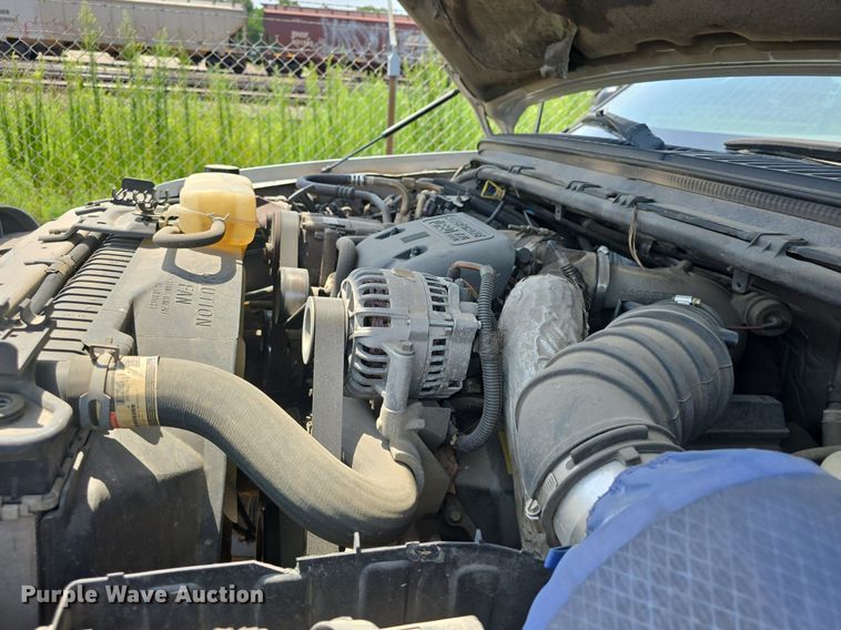 image for item DQ4446 2000 Ford  Excursion XLT SUV