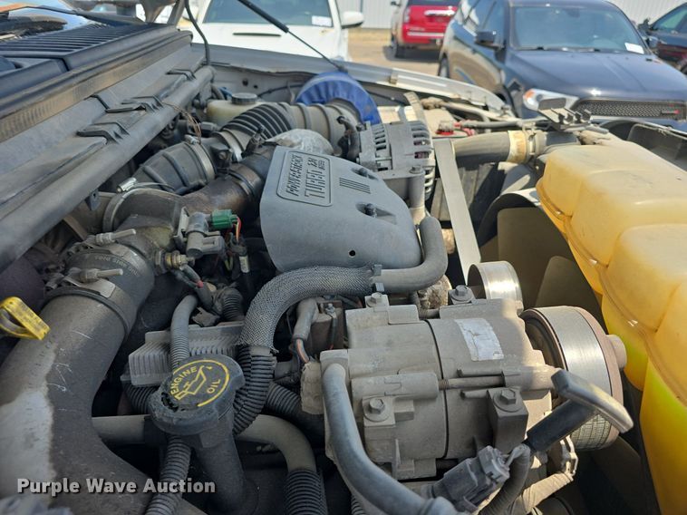 image for item DQ4446 2000 Ford  Excursion XLT SUV