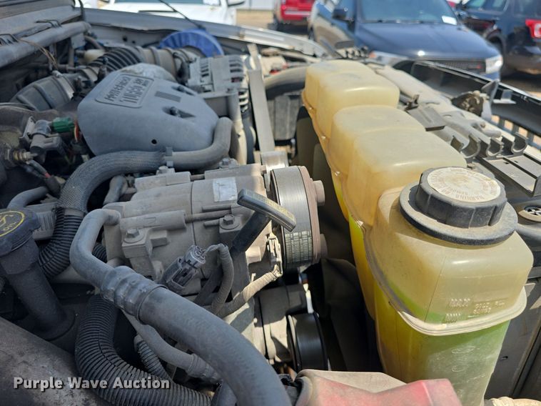 image for item DQ4446 2000 Ford  Excursion XLT SUV