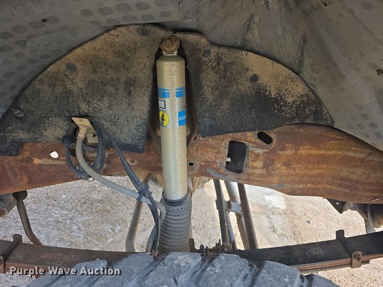 image for item DQ4446 2000 Ford  Excursion XLT SUV