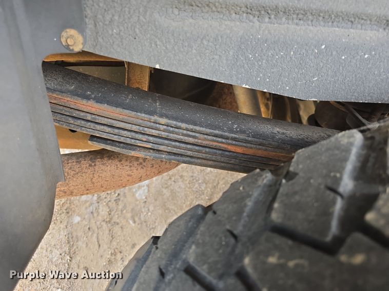 image for item DQ4446 2000 Ford  Excursion XLT SUV