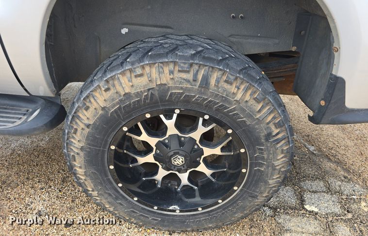 image for item DQ4446 2000 Ford  Excursion XLT SUV