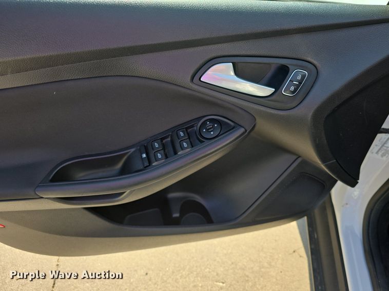 image for item DQ4455 2016 Ford Focus SE 