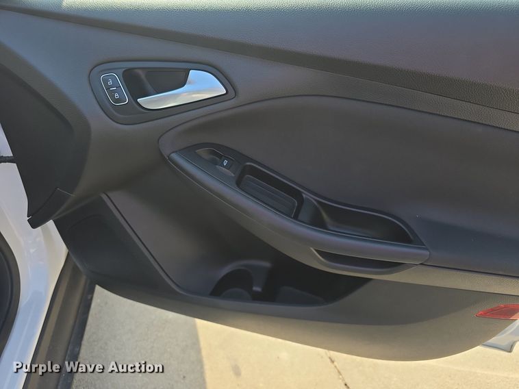 image for item DQ4455 2016 Ford Focus SE 
