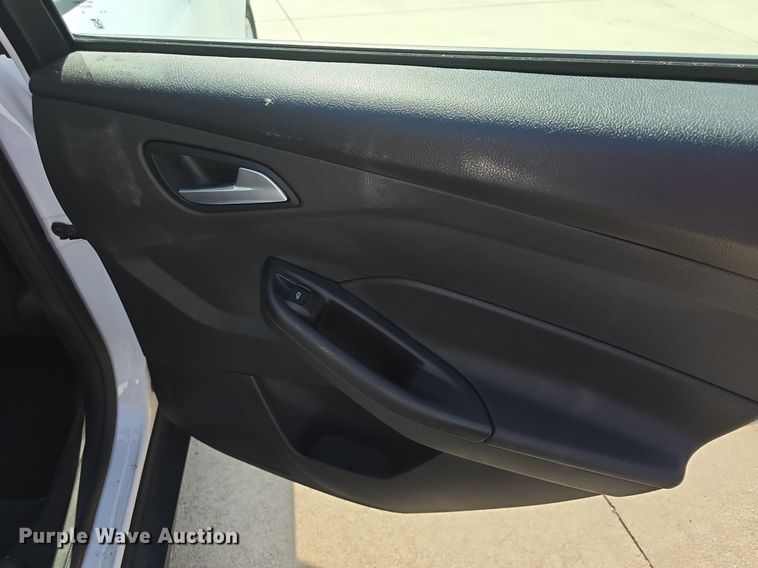 image for item DQ4456 2016 Ford Focus SE 