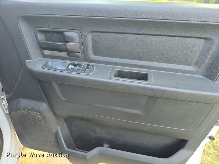 image for item DQ4462 2011 Dodge Ram 1500 Quad Cab pickup truck