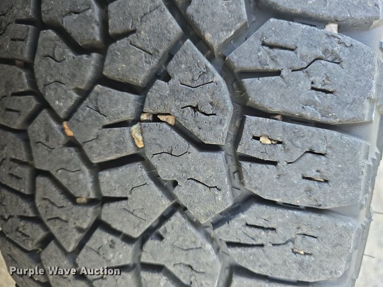 image for item DQ4462 2011 Dodge Ram 1500 Quad Cab pickup truck