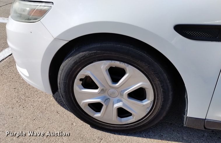 image for item DQ6160 2013 Ford Taurus Police Interceptor 