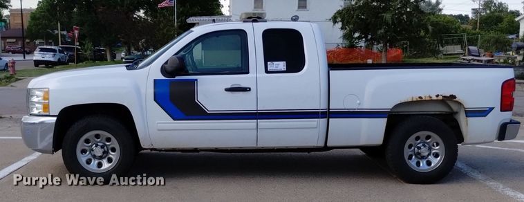 image for item DQ6161 2012 Chevrolet Silverado 1500 Ext. Cab pickup truck