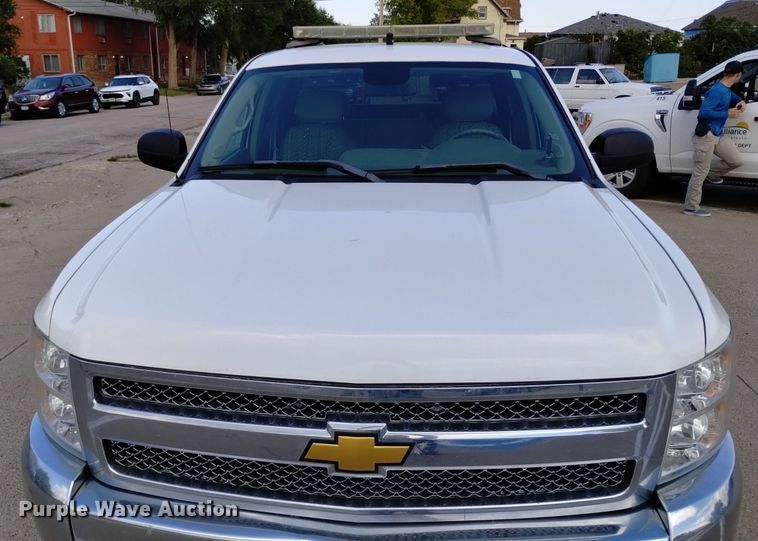 image for item DQ6161 2012 Chevrolet Silverado 1500 Ext. Cab pickup truck