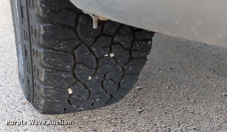 image for item DQ6161 2012 Chevrolet Silverado 1500 Ext. Cab pickup truck