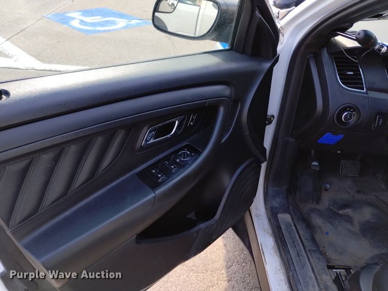 image for item DQ6162 2015 Ford Taurus Police Interceptor 