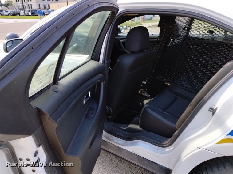 image for item DQ6162 2015 Ford Taurus Police Interceptor 