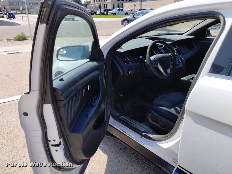 image for item DQ6164 2013 Ford Taurus Police Interceptor 