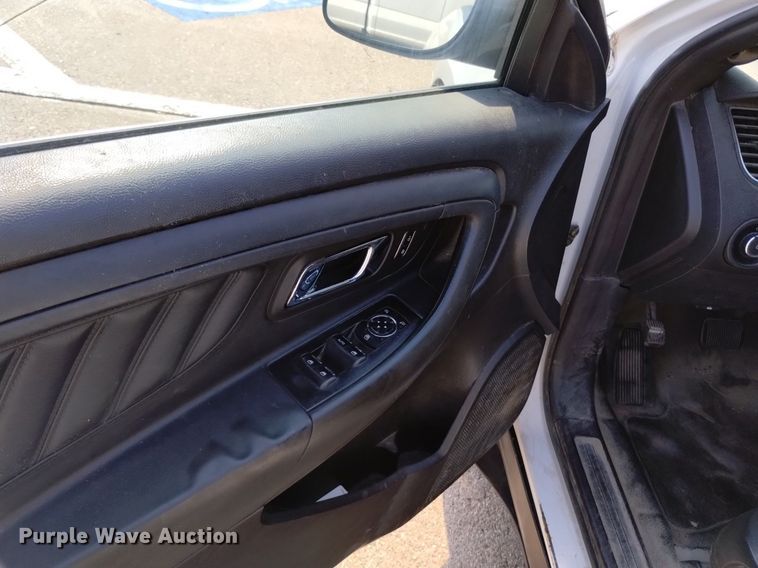 image for item DQ6164 2013 Ford Taurus Police Interceptor 