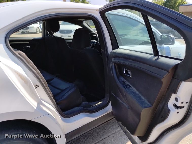 image for item DQ6164 2013 Ford Taurus Police Interceptor 