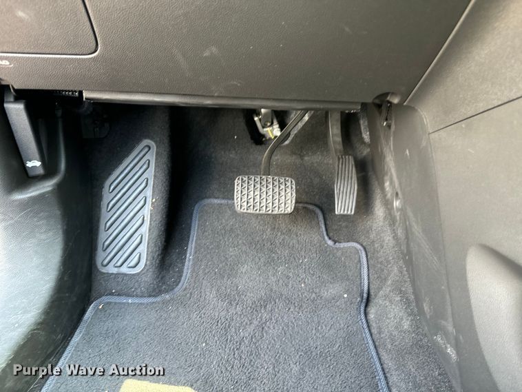 image for item DQ6875 2022 Buick Encore SUV