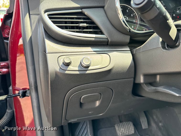 image for item DQ6875 2022 Buick Encore SUV