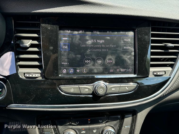 image for item DQ6875 2022 Buick Encore SUV