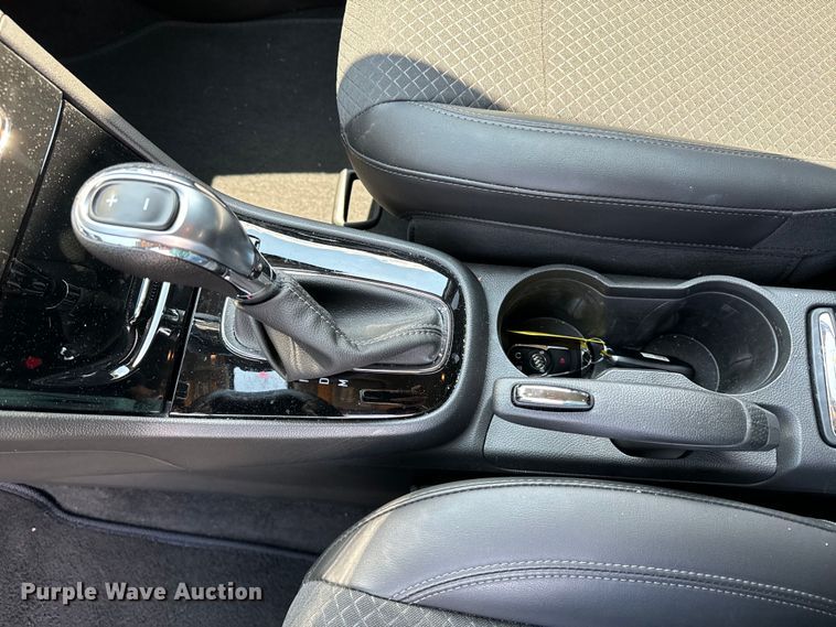 image for item DQ6875 2022 Buick Encore SUV