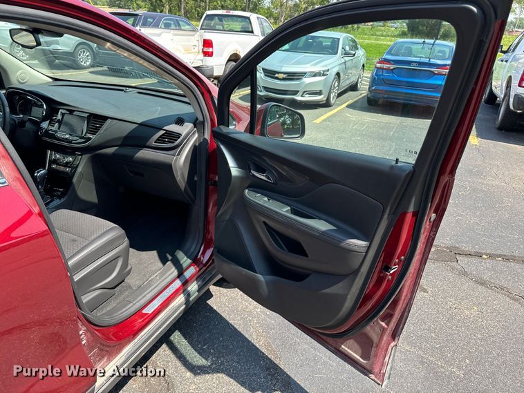 image for item DQ6875 2022 Buick Encore SUV