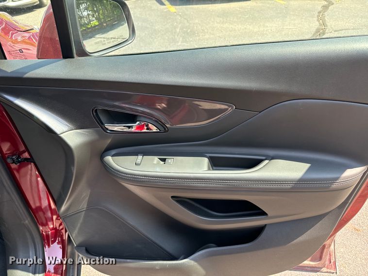 image for item DQ6875 2022 Buick Encore SUV