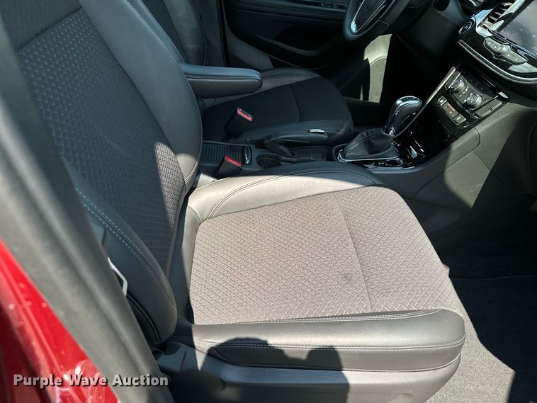 image for item DQ6875 2022 Buick Encore SUV