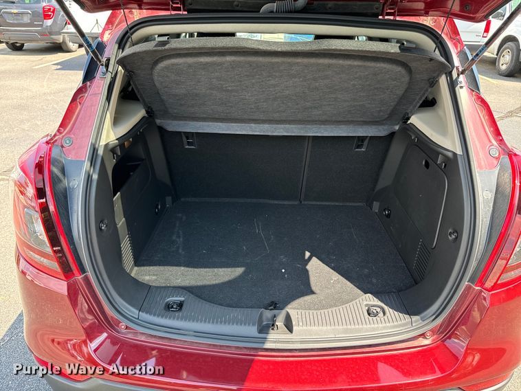 image for item DQ6875 2022 Buick Encore SUV