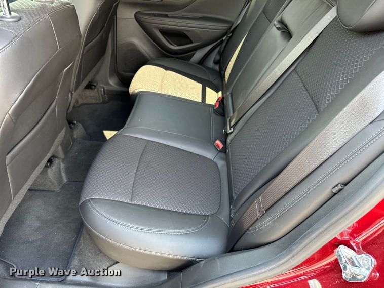 image for item DQ6875 2022 Buick Encore SUV