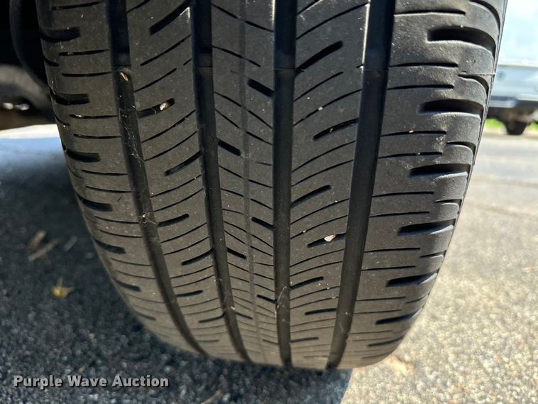 image for item DQ6875 2022 Buick Encore SUV