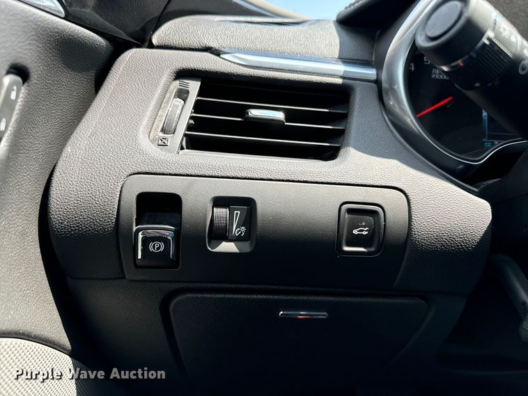 image for item DQ6876 2019 Chevrolet Impala 