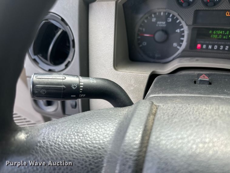 image for item DQ6878 2008 Ford F350 Super Duty XL SuperCab pickup truck