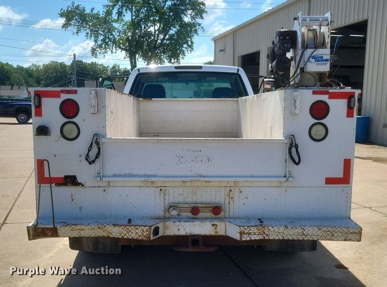 image for item DR4878 2002 Chevrolet  Silverado 3500 utility bed pickup truck