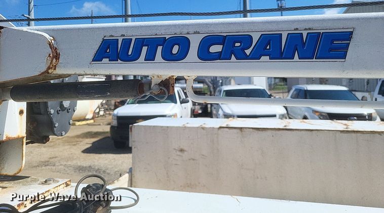 image for item DR4878 2002 Chevrolet  Silverado 3500 utility bed pickup truck